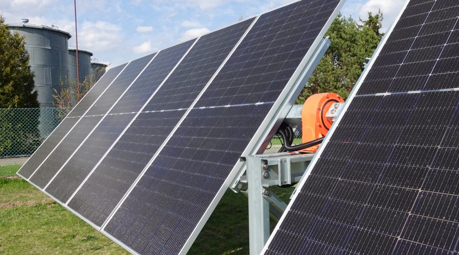 Fotovoltaické sledovače: klíčové zkoušky a technické požadavky