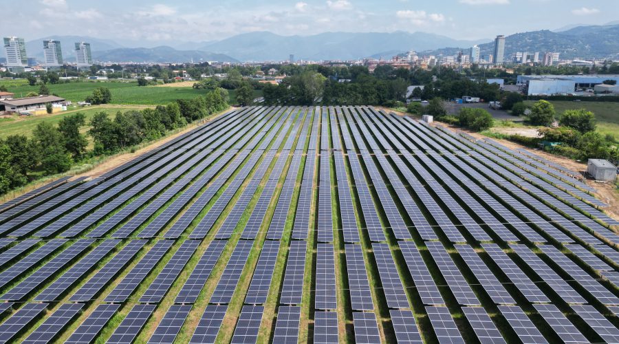 Trackery fotowoltaiczne Energy5 – jak zwiększyć uzyski energii?